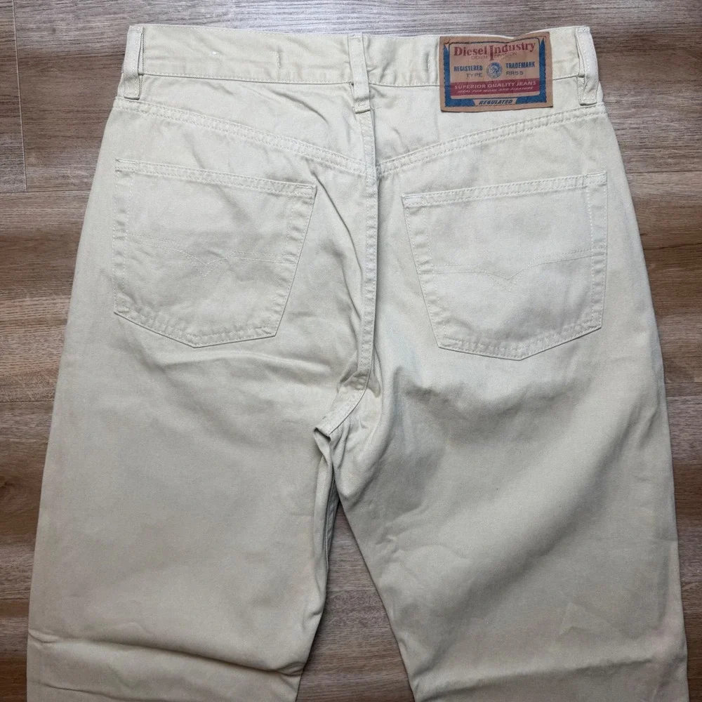 Diesel Cheyenne Jeans Mens 31x32 Beige Khaki Straight Leg Made In Italy (Tag 32)
